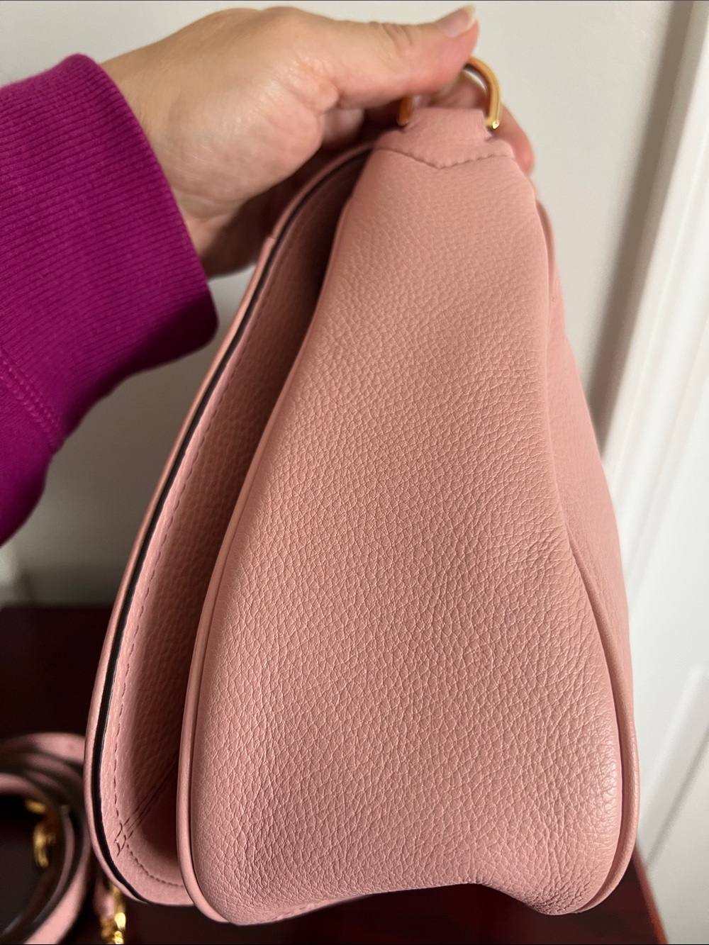 Marc Jacobs New York Blush Pink Pebbled Leather Crossbody with Gold Hardware - Picture 7 of 16